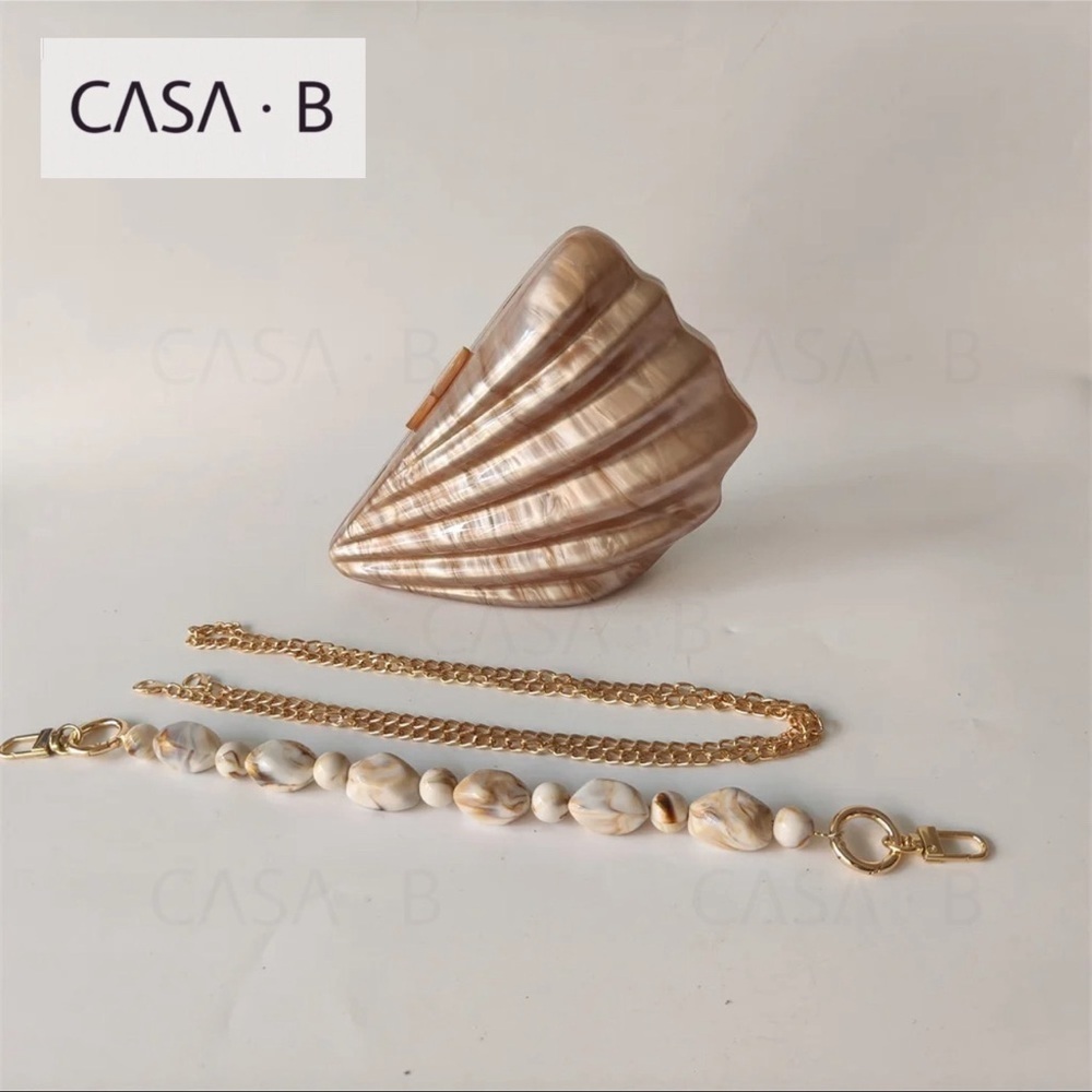NEW!💫 CASA B| Celestial Marina Shell Acrylic Clutch Bag in Marble Sands - Picture 2 of 5